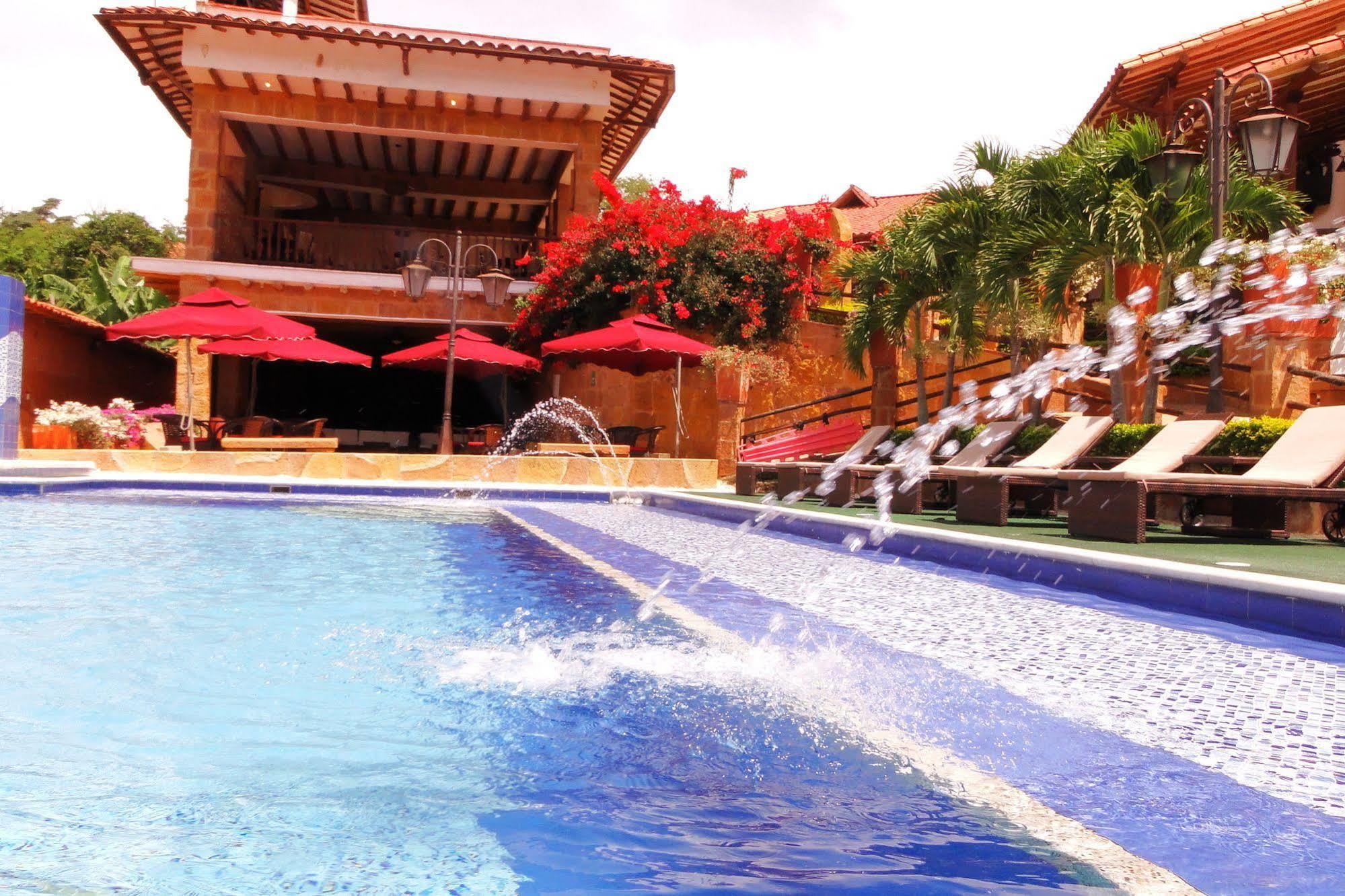 Hotel Hicasua Y Centro De Convenciones Barichara Exterior foto